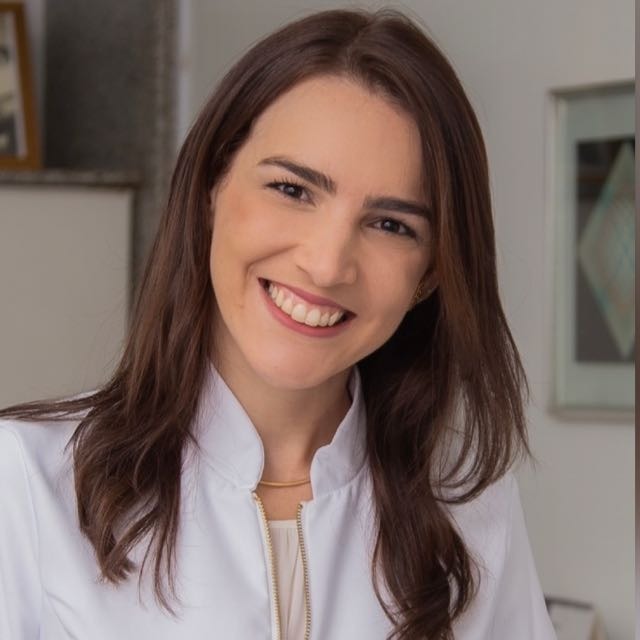 Dra. Marcela Valença de Oliveira Cavalcanti Dra. Marcela Valença de Oliveira Cavalcanti